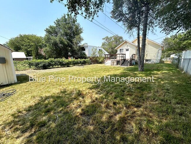 Building Photo - 350 2nd St
