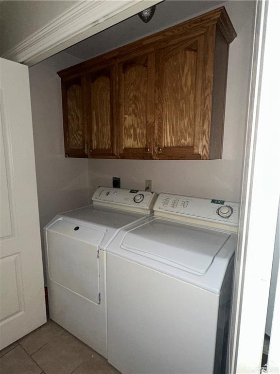 Building Photo - 11 South Dr