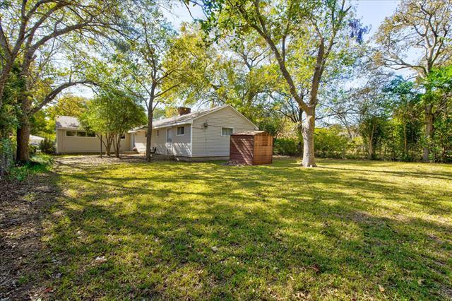 Building Photo - 3524 Corto Ave
