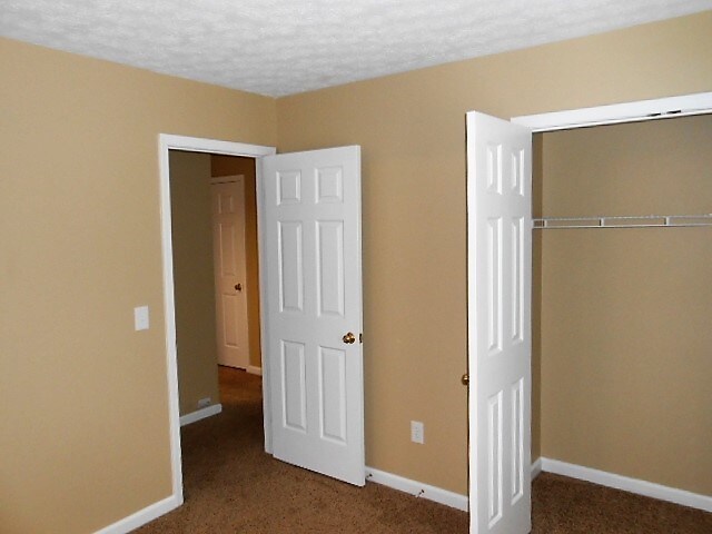 Building Photo - 2464 Miami Village Dr
