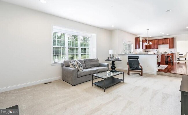 Building Photo - 41485 Deer Point Ct