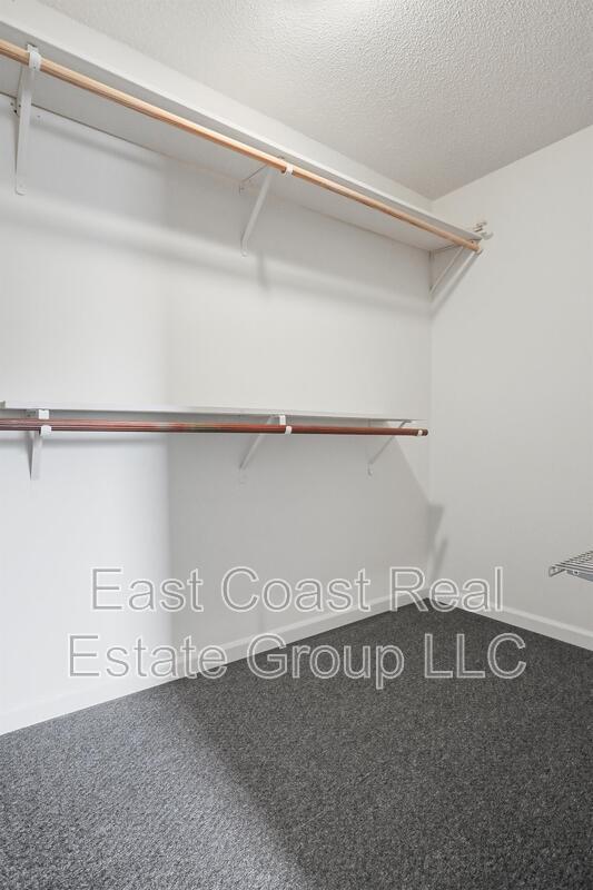 Building Photo - 115 Evans Run Dr