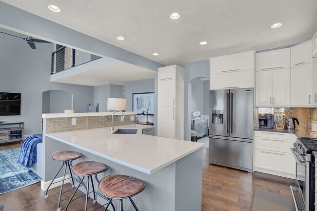 Building Photo - 15510 Jessie Dr