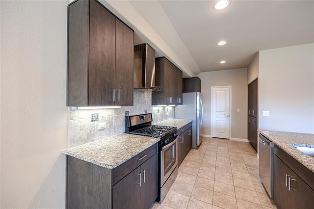Building Photo - 1141 Kingston Ct