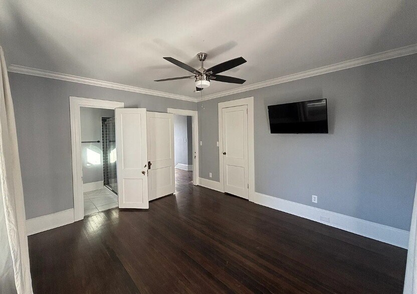 Building Photo - 313 W Fisher Ave