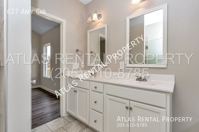 Building Photo - 627 Amy Circle Tuscaloosa, AL 35404