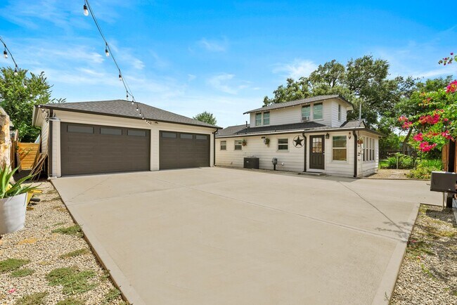 Building Photo - Bold Texas Style with Sleek Modern Finishes