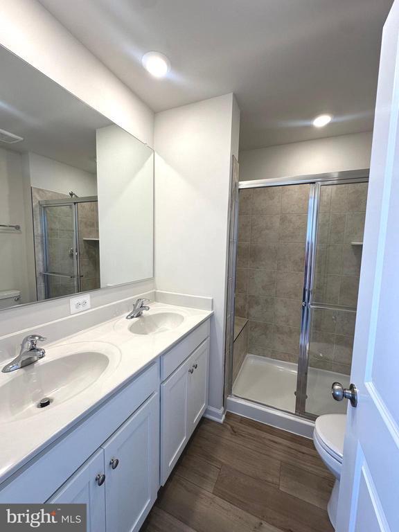 Building Photo - 324 Watercourse Dr
