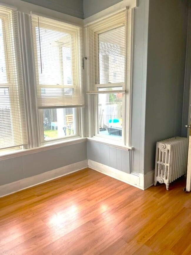 Building Photo - 78 Sherman St