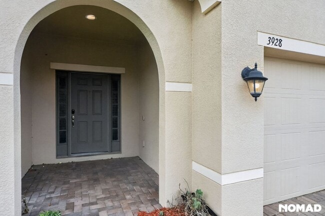 Building Photo - Spacious 4BR House in Orlando