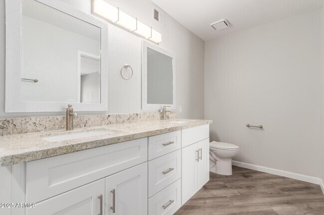 Building Photo - 9460 E Mission Ln