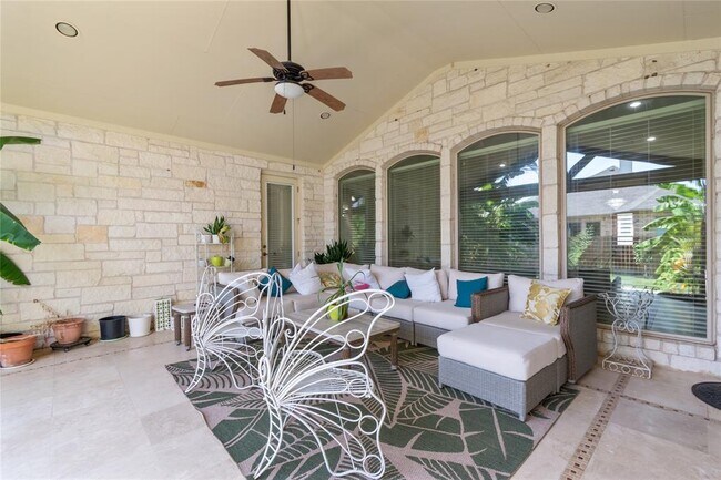 Building Photo - 3014 Paseo de Charros