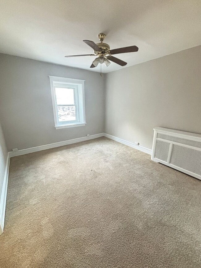 Building Photo - Spacious 3-Bedroom Apartment – 2nd Floor