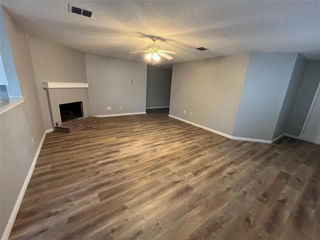 Building Photo - 2712 Lazy Oak Dr