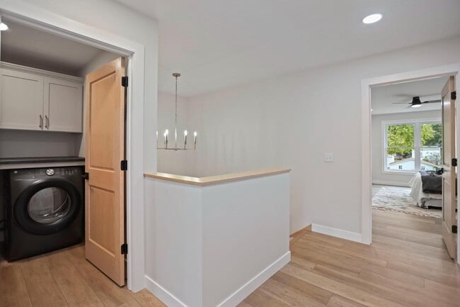 Building Photo - 614 6th St NW