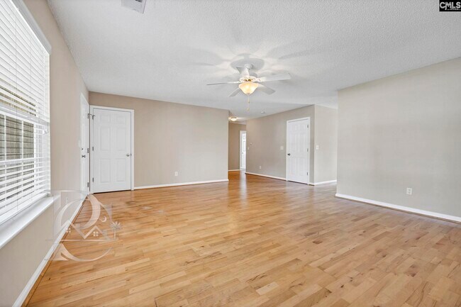 Building Photo - 80 Crossfox Ct