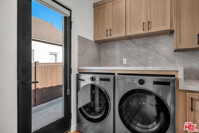 Building Photo - 920 Spaulding Ave