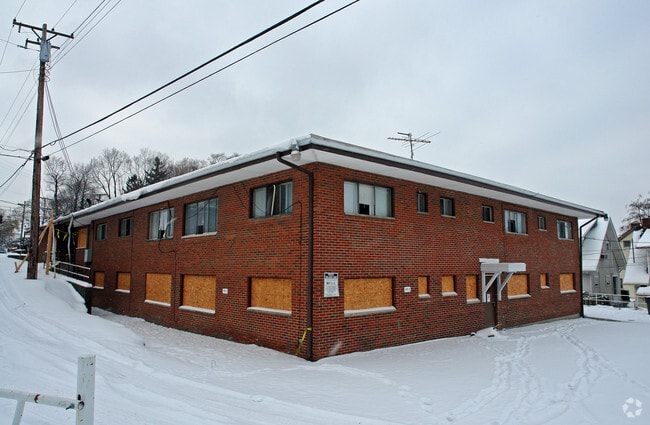 Building Photo - 2308 Wayne Ave