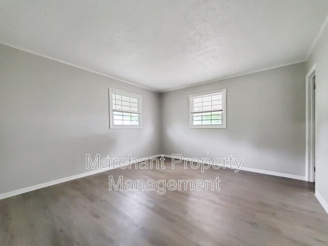 Building Photo - 719 Amy Gray Street