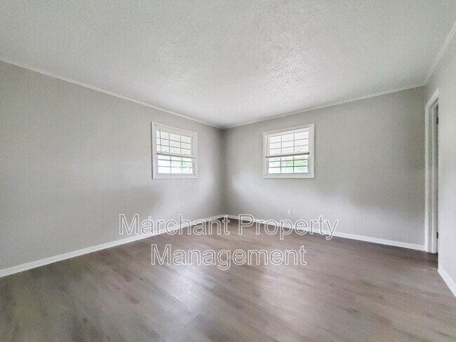 Building Photo - 719 State Rd S-42-7123