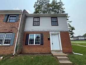 Building Photo - 400 Rann Ct