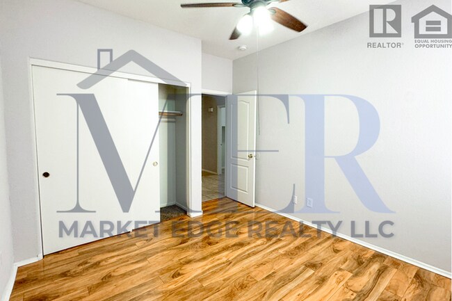 Building Photo - 4 Bed/2 Bath House in Avondale! JOIN THE W...