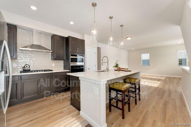 Building Photo - 15195 W 68th Pl