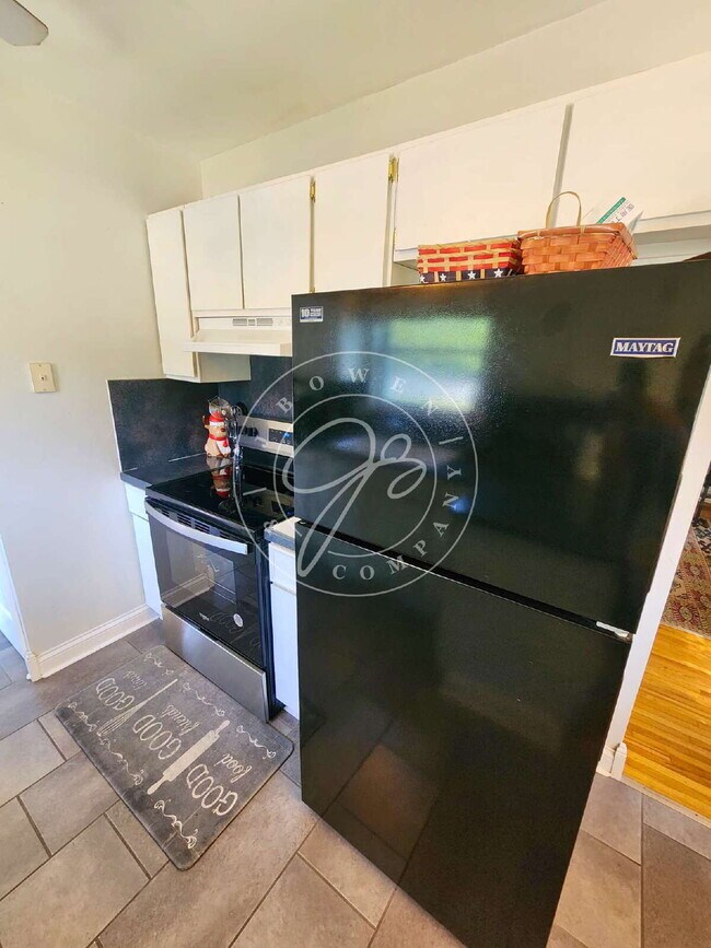 Building Photo - 3 bed 3 bath home for rent near University of Toledo!