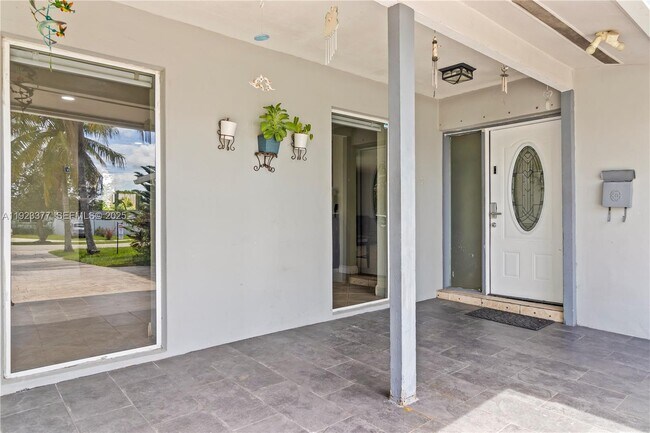 Building Photo - 10615 SW 200th St