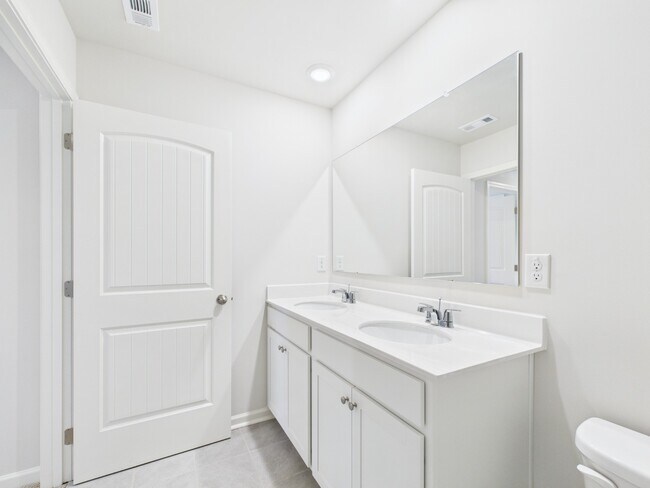 Building Photo - Beautiful New Construction END UNIT Townhome – Now Available for Lease!