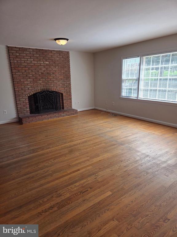 Building Photo - 1209 Perry William Dr