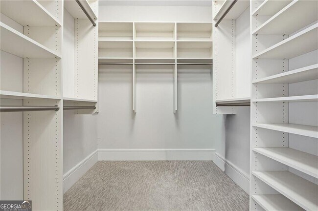 Building Photo - 1065 Peachtree St NE