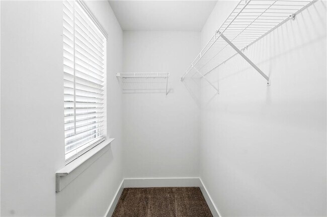 Building Photo - 6456 Scudders Dr