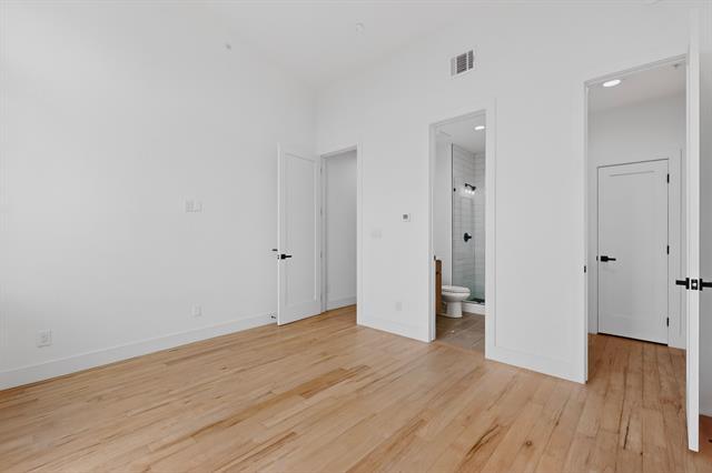 Building Photo - 2080 Kelly Ave