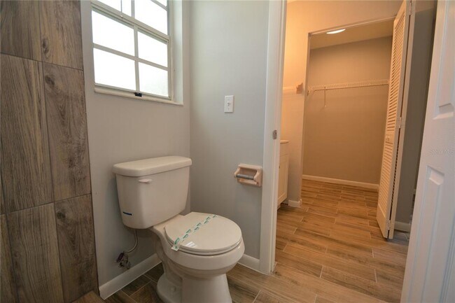 Building Photo - 107 Brunswick Ln