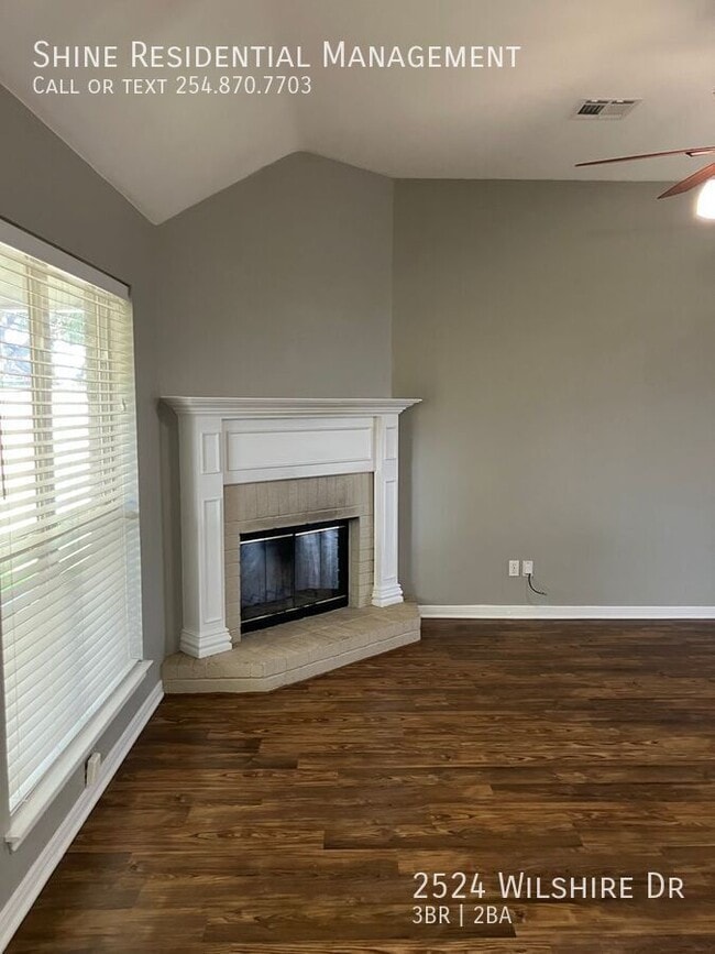 Building Photo - 2524 Wilshire Dr