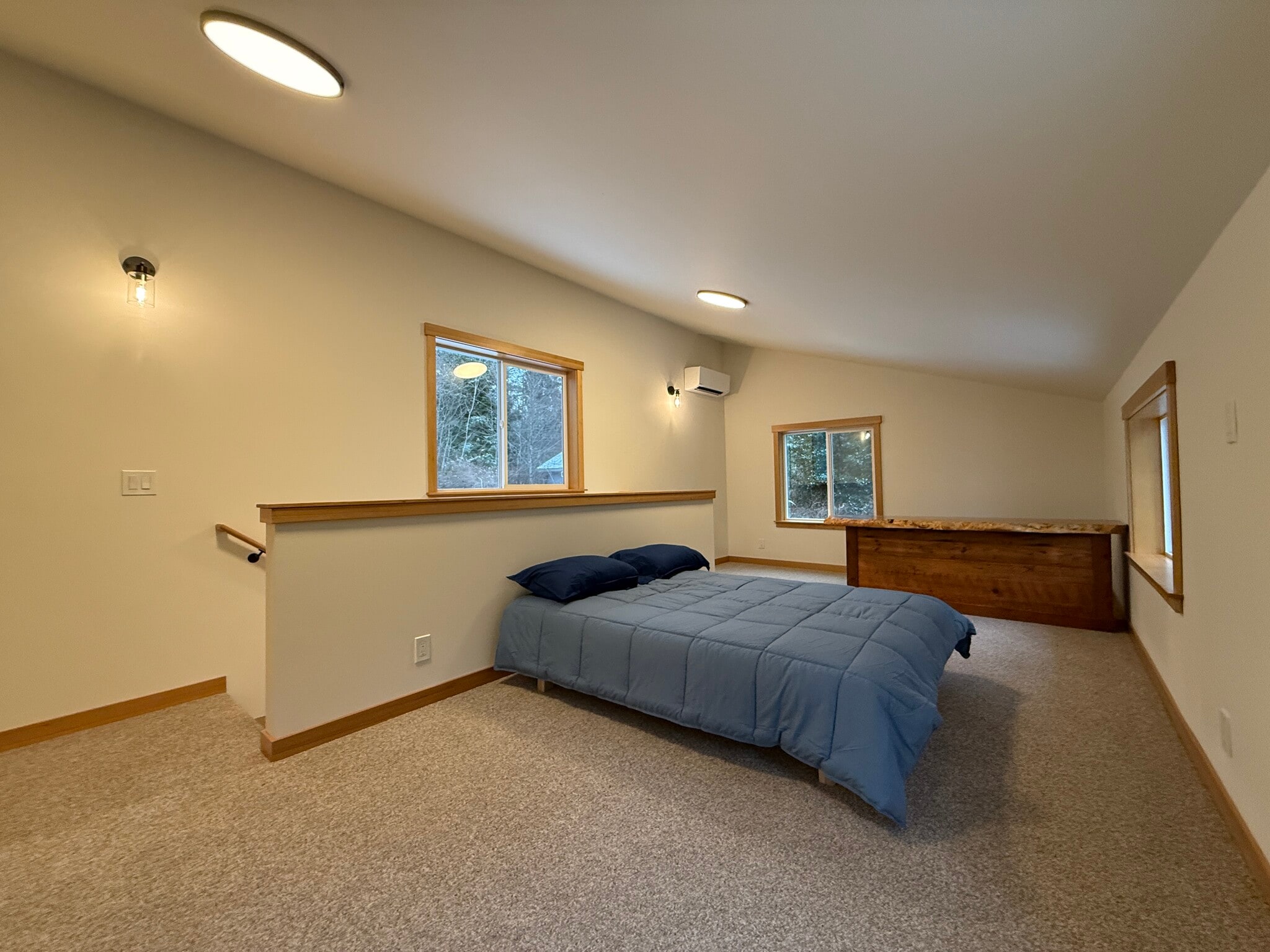 Building Photo - 2213 Squalicum Mountain Rd