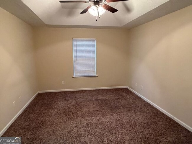 Building Photo - 187 Buckhaven Way