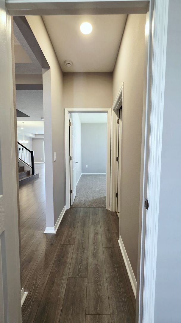 Building Photo - Executive 4BR / 3.5BA Home | Loft • Office...