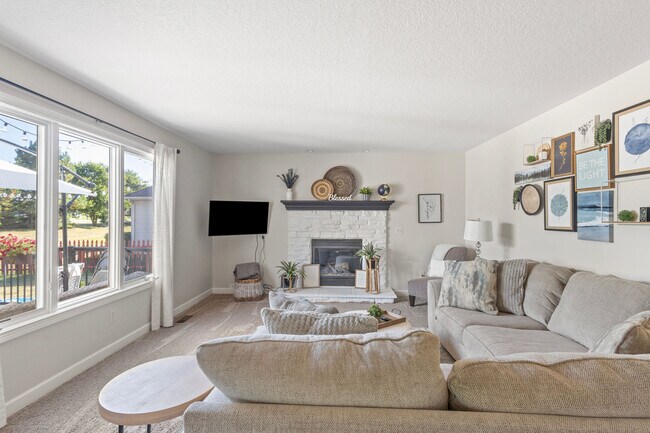 Building Photo - 11335 Nightingale Cv