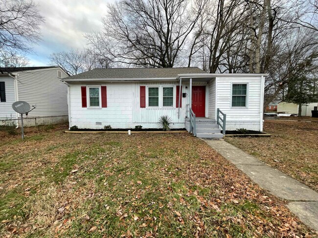 Primary Photo - 1434 Minefee St