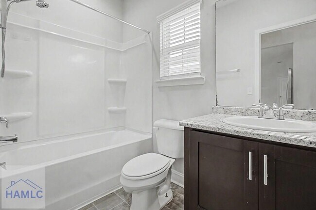 Building Photo - 315 Grayson Ave