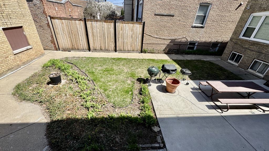 Building Photo - 4205 N Linder Ave