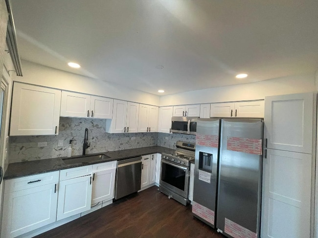 Building Photo - 455 Kilkenny Ct
