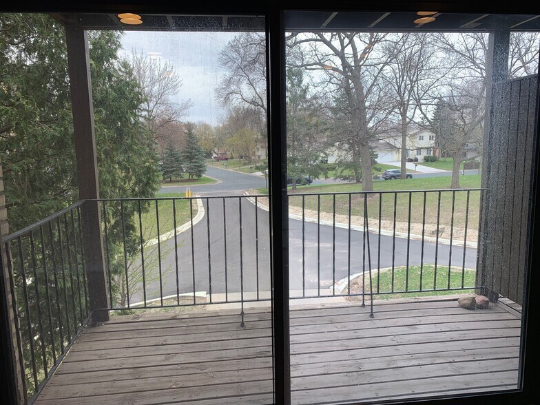 Building Photo - 3431 Kent St