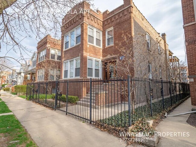 Primary Photo - 2438 W Pensacola Ave