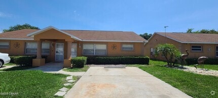 Building Photo - 247 College Park Dr