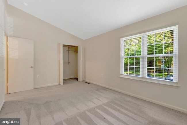 Building Photo - 15350 Inlet Pl