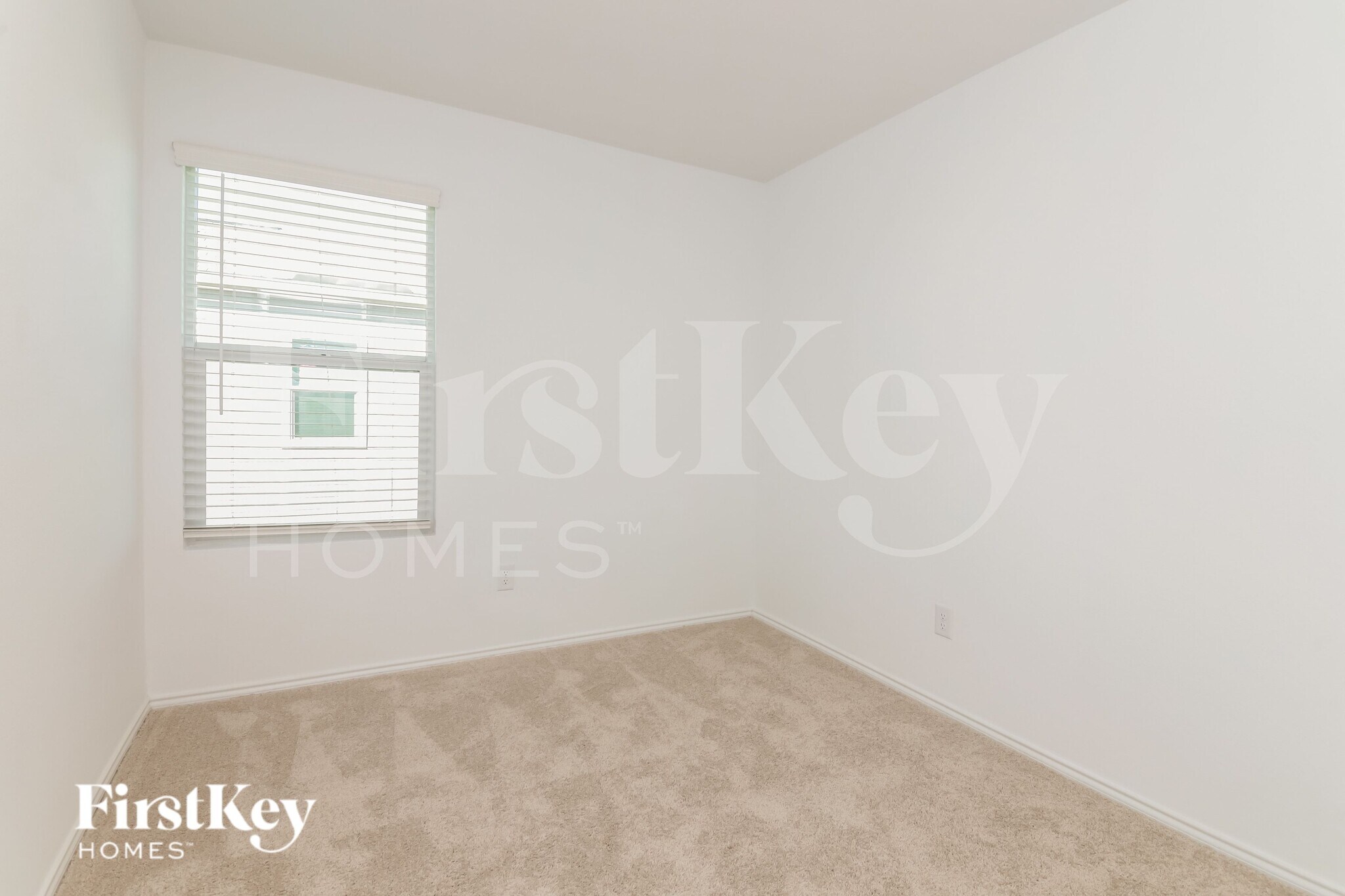 Building Photo - 235 Plumcove Dr