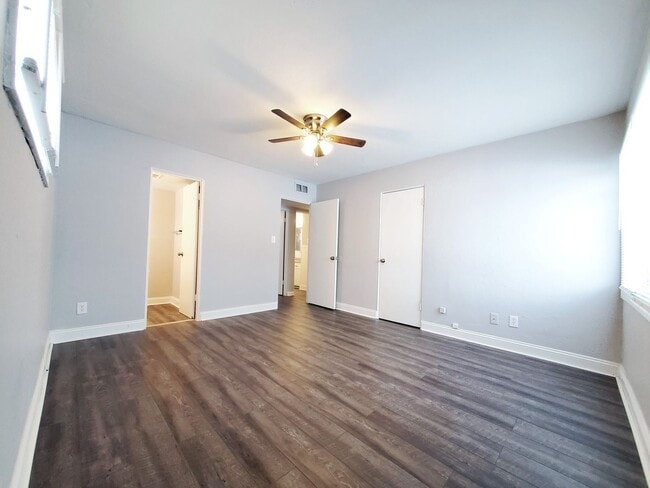 Building Photo - 3 Bed- 2 Full Bath Ranch for Rent | Newly ...